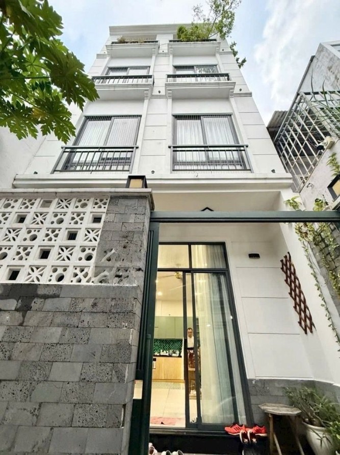 BÁN NHÀ PHỐ LONG HÒA – MẶT TIỀN TỈNH LỘ 826 | 4X16, KHU DÂN CƯ HIỆN HỮU, TIỆN ÍCH ĐA DẠNG