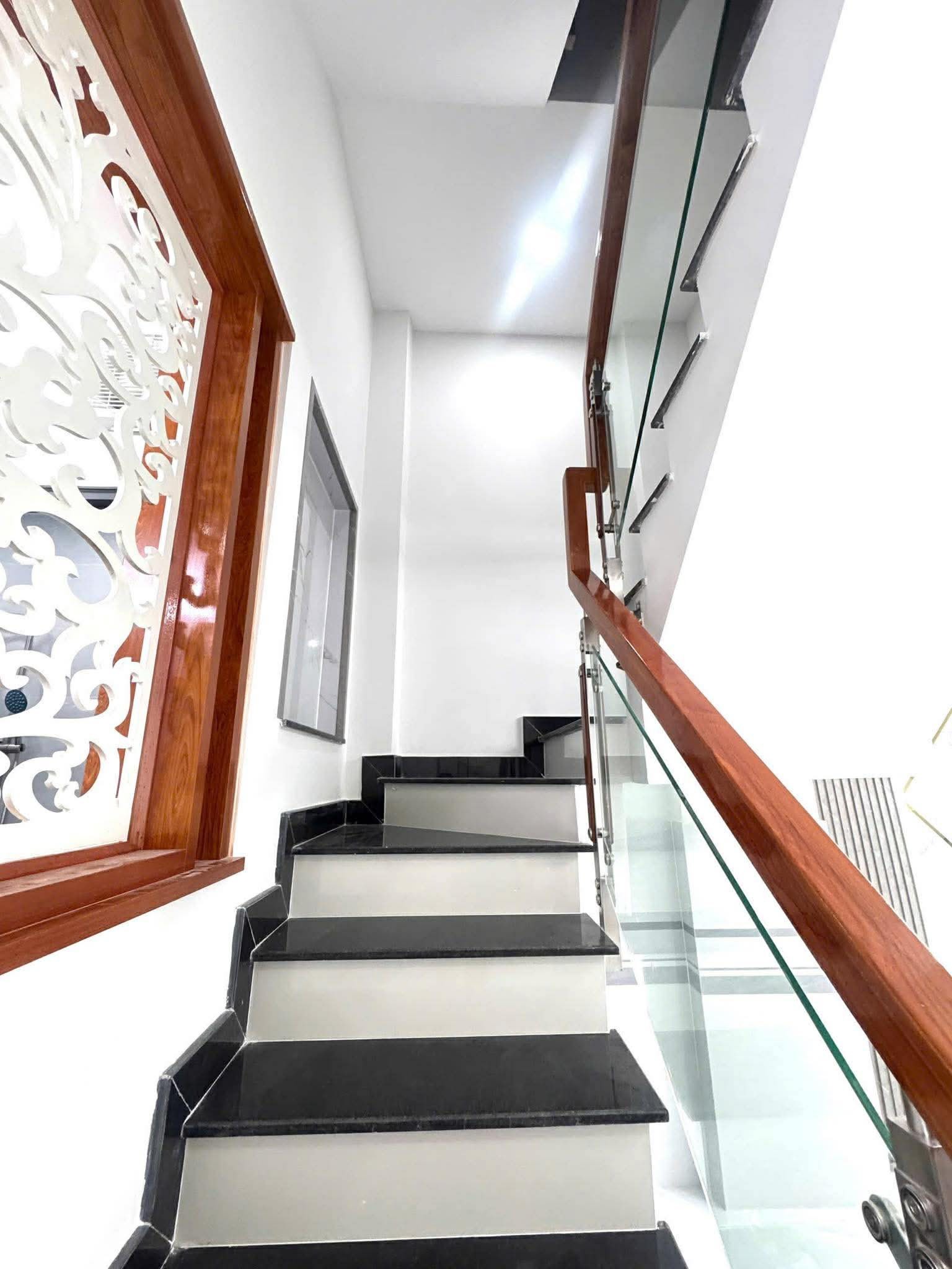 NHÀ MỚI ĐÓN TẾT – SÁT METRO Q12 – GIÁP GÒ VẤP – HẺM 3M THÔNG - TRƯƠNG THỊ HOA,  QUẬN 12. 4