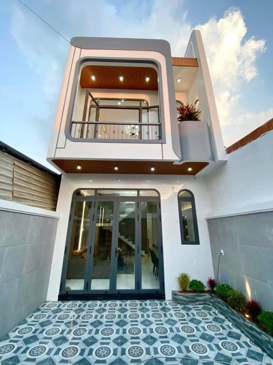 Không Gian Sống Yên Tĩnh – Nhà Mới 100m² Gần TP.HCM