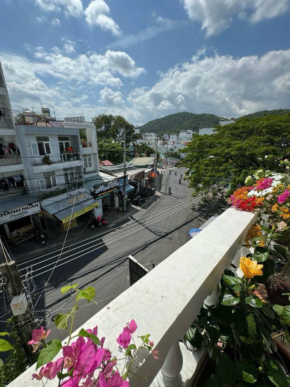 Khách sạn mặt tiền Nguyễn Đình Chiểu, phường Vĩnh Phước – gần biển | giá chỉ 28 tỷ 5