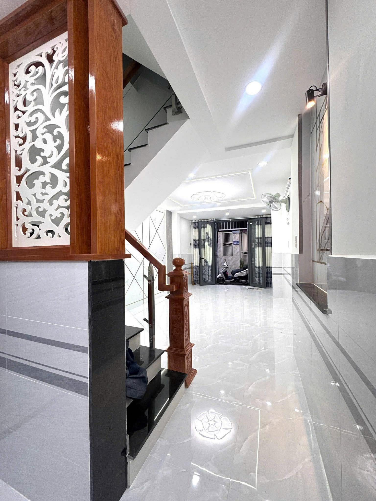 NHÀ MỚI ĐÓN TẾT – SÁT METRO Q12 – GIÁP GÒ VẤP – HẺM 3M THÔNG - TRƯƠNG THỊ HOA,  QUẬN 12. 3