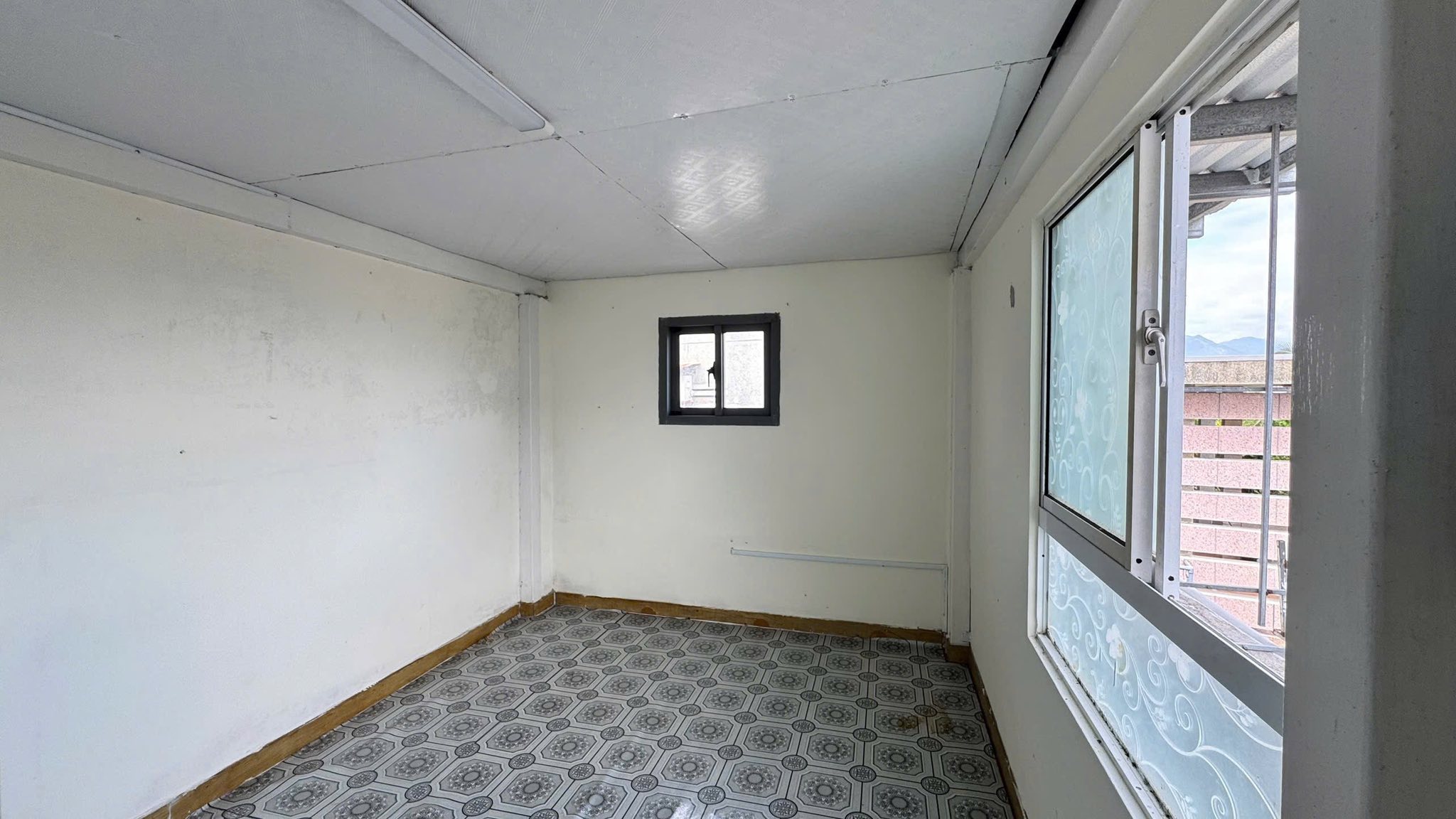 Bán nhà 3 tầng + 1 tum TTTP Nha Trang, đường Phan Đình Giót 1,65 tỷ 5