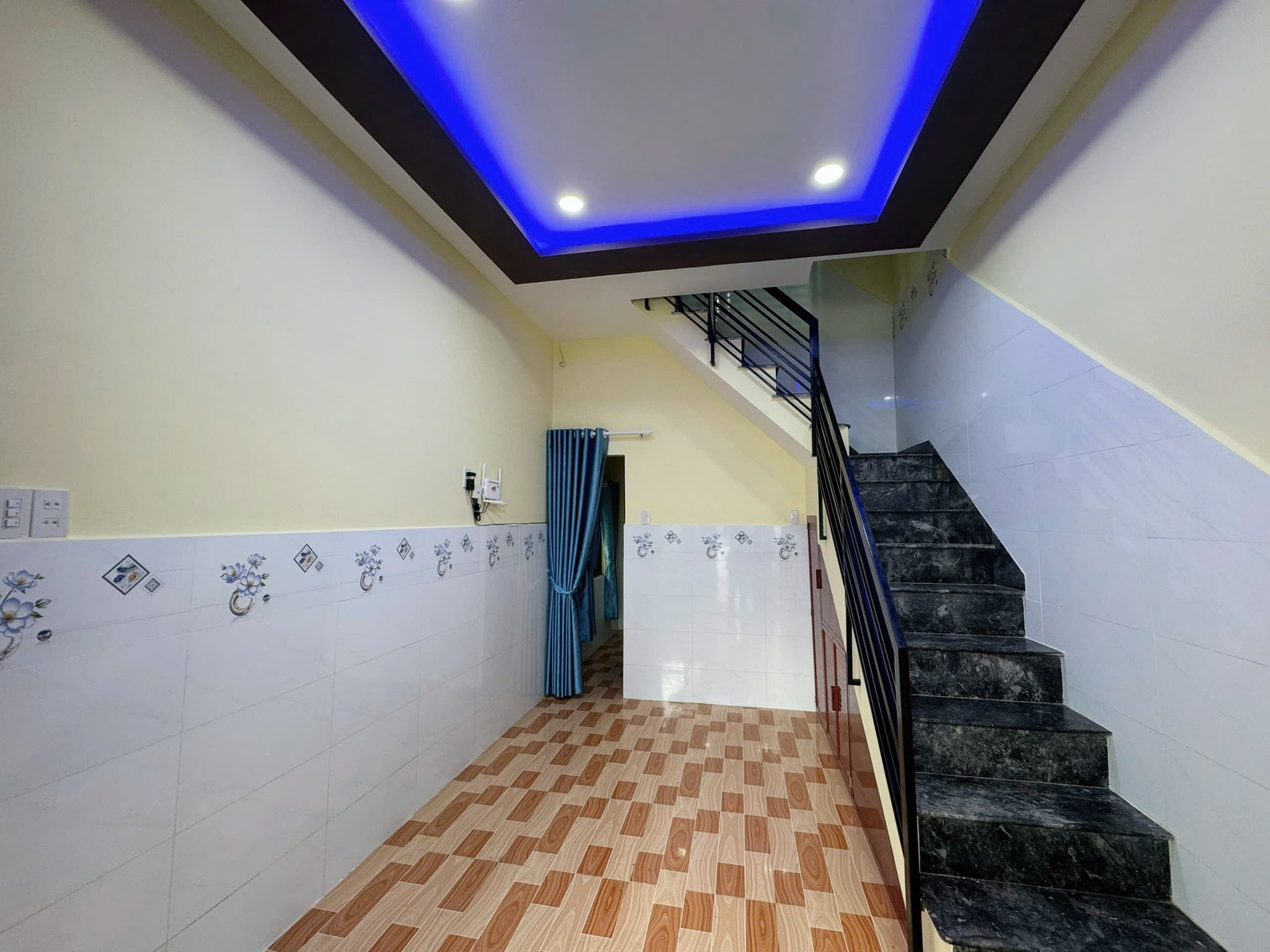 BÁN NHÀ CĂN GÓC 2 TẦNG HẺM HƯƠNG LỘ NGỌC HIỆP - NHA TRANG 3