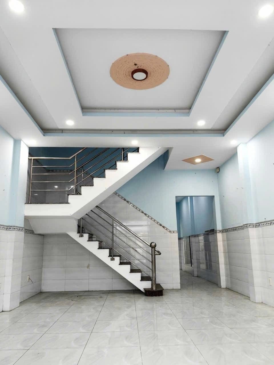 NHÀ PHỐ 3 TẦNG BTCT – 148M² (5×30) – GẦN CHỢ HÓC MÔN. 3