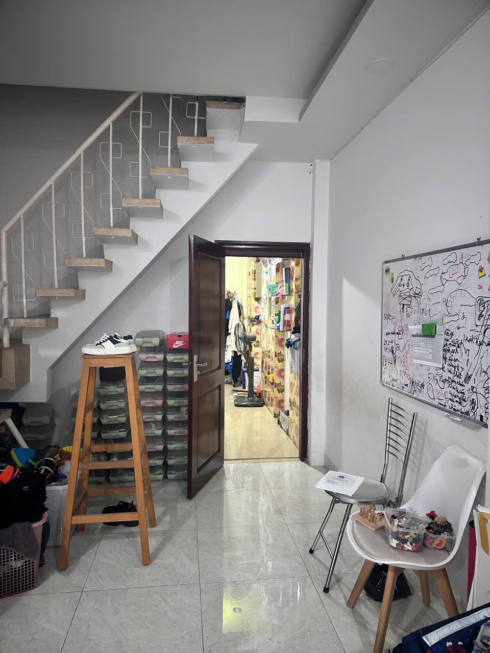 BÁN NHÀ 3 TẦNG MẶT TIỀN KINH DOANH ĐƯỚNG 2/4 VĨNH PHƯỚC 2