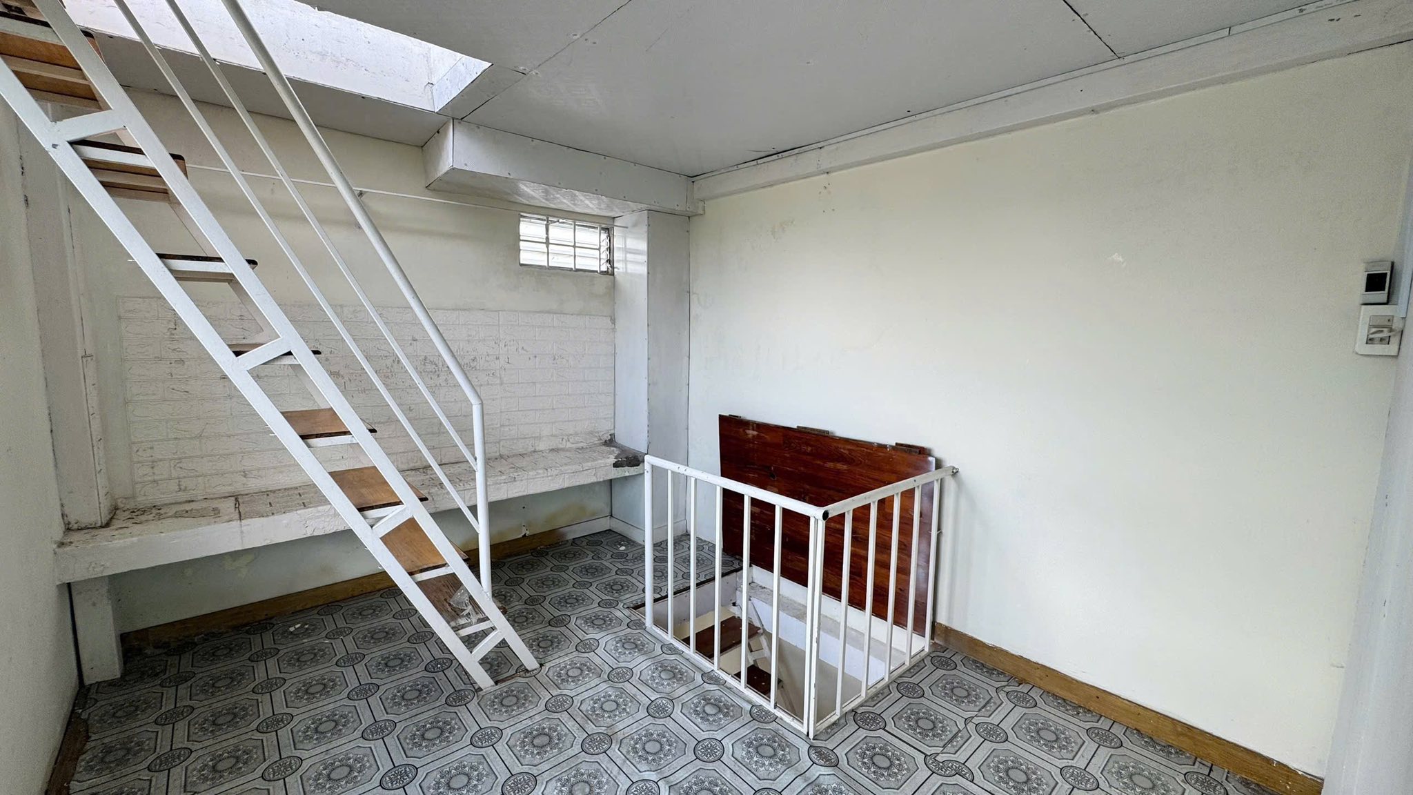 Bán nhà 3 tầng + 1 tum TTTP Nha Trang, đường Phan Đình Giót 1,65 tỷ 4