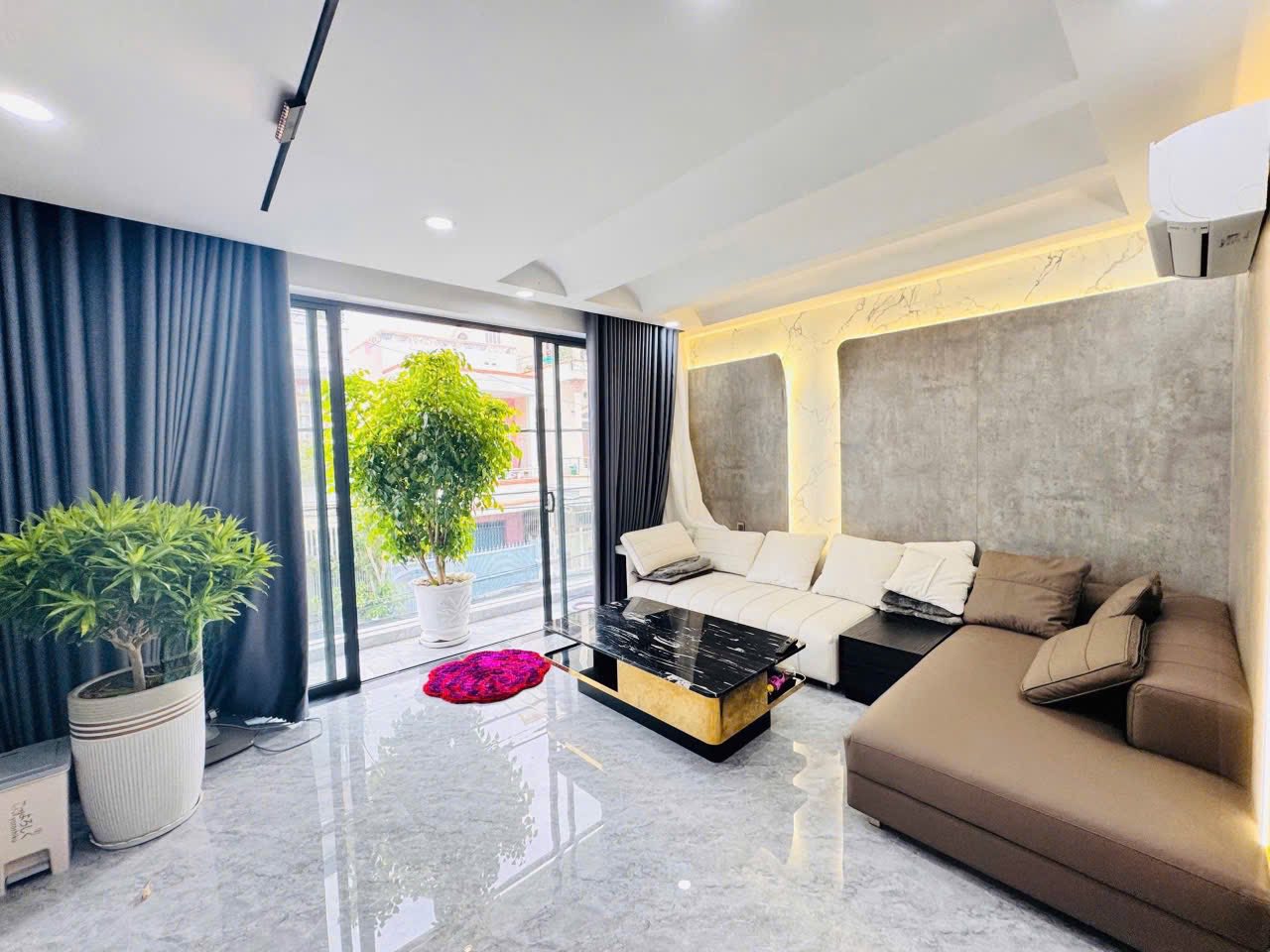 BÁN NHÀ 6 TẦNG MẶT TIỀN PHẠM NGỌC THẠCH, VĨNH HẢI, NHA TRANG – GIÁ 20 TỶ 9