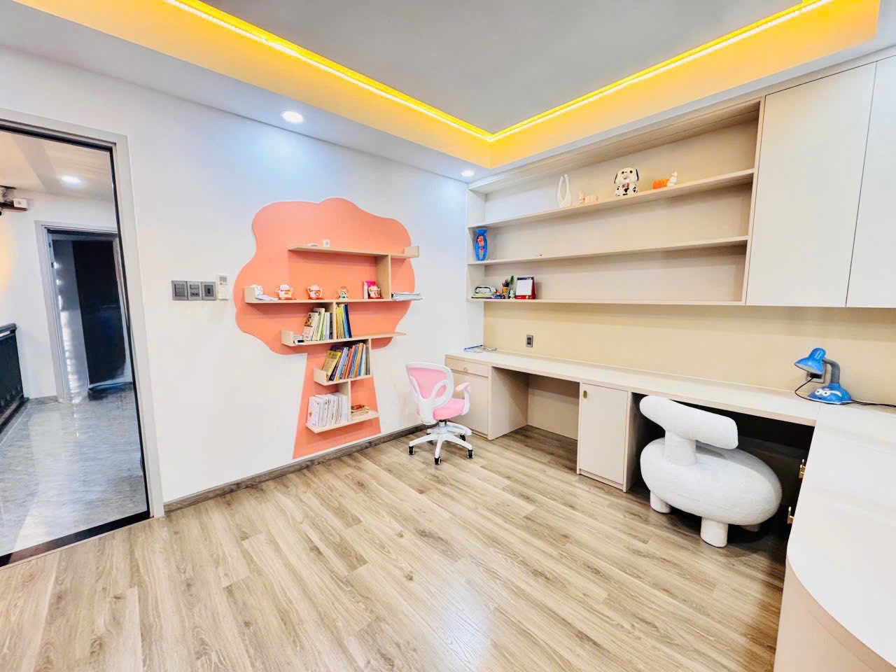 BÁN NHÀ 6 TẦNG MẶT TIỀN PHẠM NGỌC THẠCH, VĨNH HẢI, NHA TRANG – GIÁ 20 TỶ 10