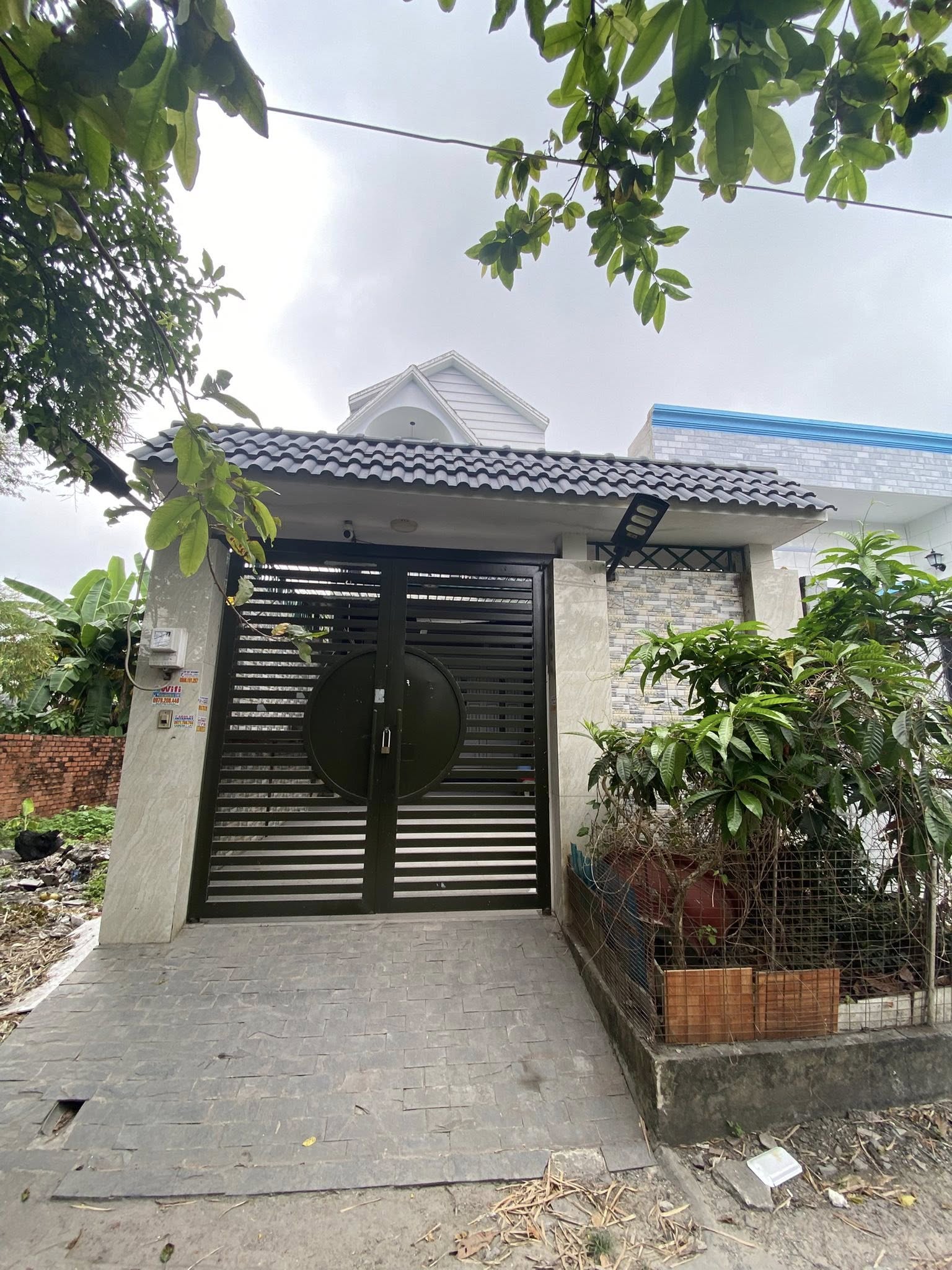 NHÀ PHỐ 3 TẦNG BTCT – 148M² (5×30) – GẦN CHỢ HÓC MÔN. 2