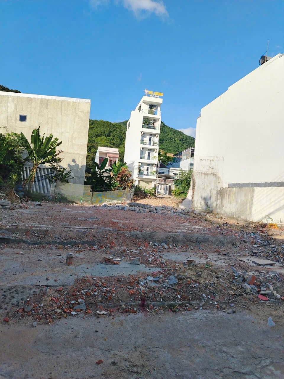 BÁN LÔ ĐẤT HÒN XỆN, VĨNH HÒA, BẮC NHA TRANG, ĐƯỜNG 5M, GIÁ CHỈ 3,5 TỶ