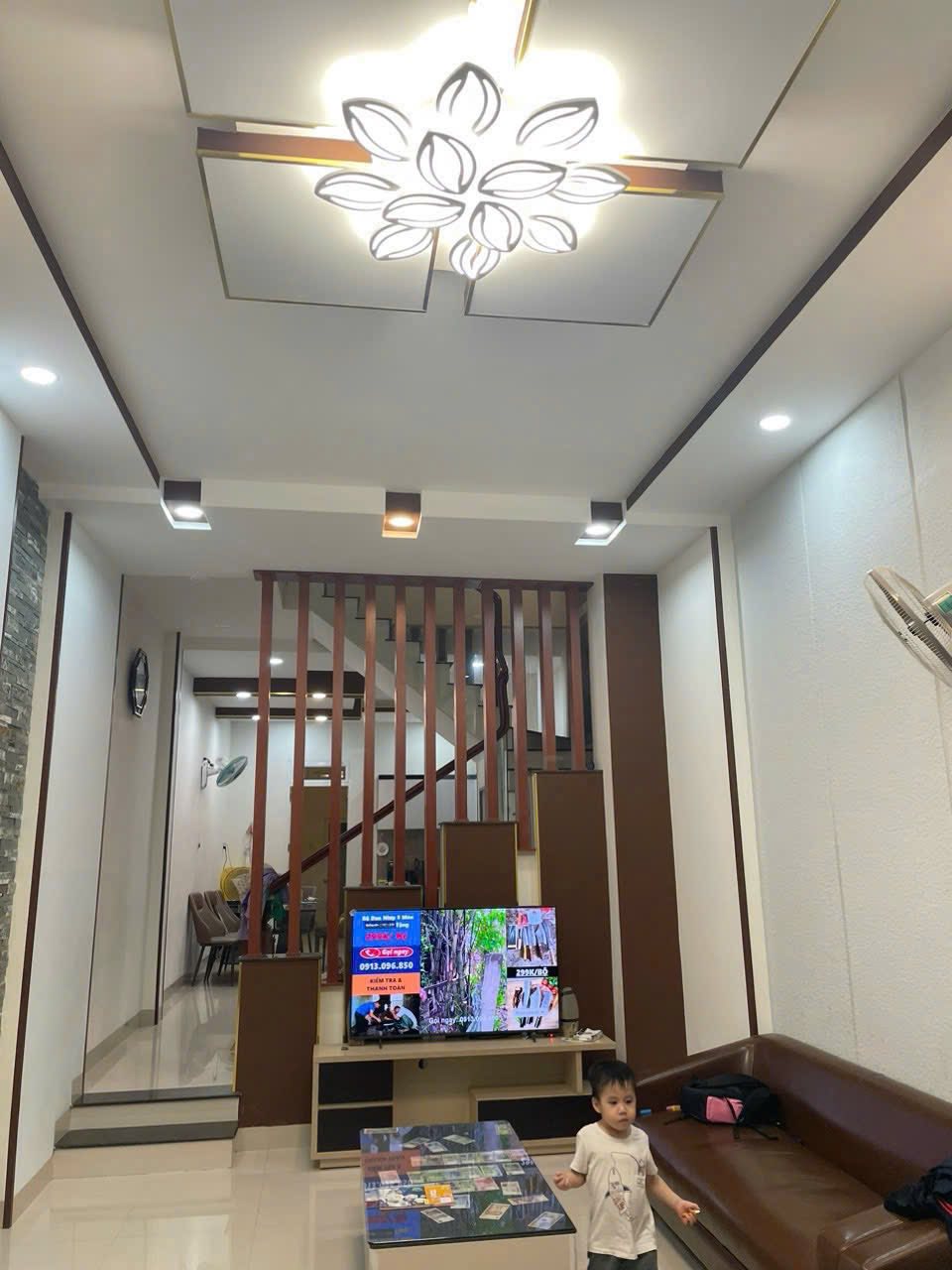 BÁN NHÀ 3 TẦNG MẶT TIỀN LÝ THÁI TỔ 20M, VĨNH HÒA, BẮC NHA TRANG – GIÁ 8,9 TỶ 2