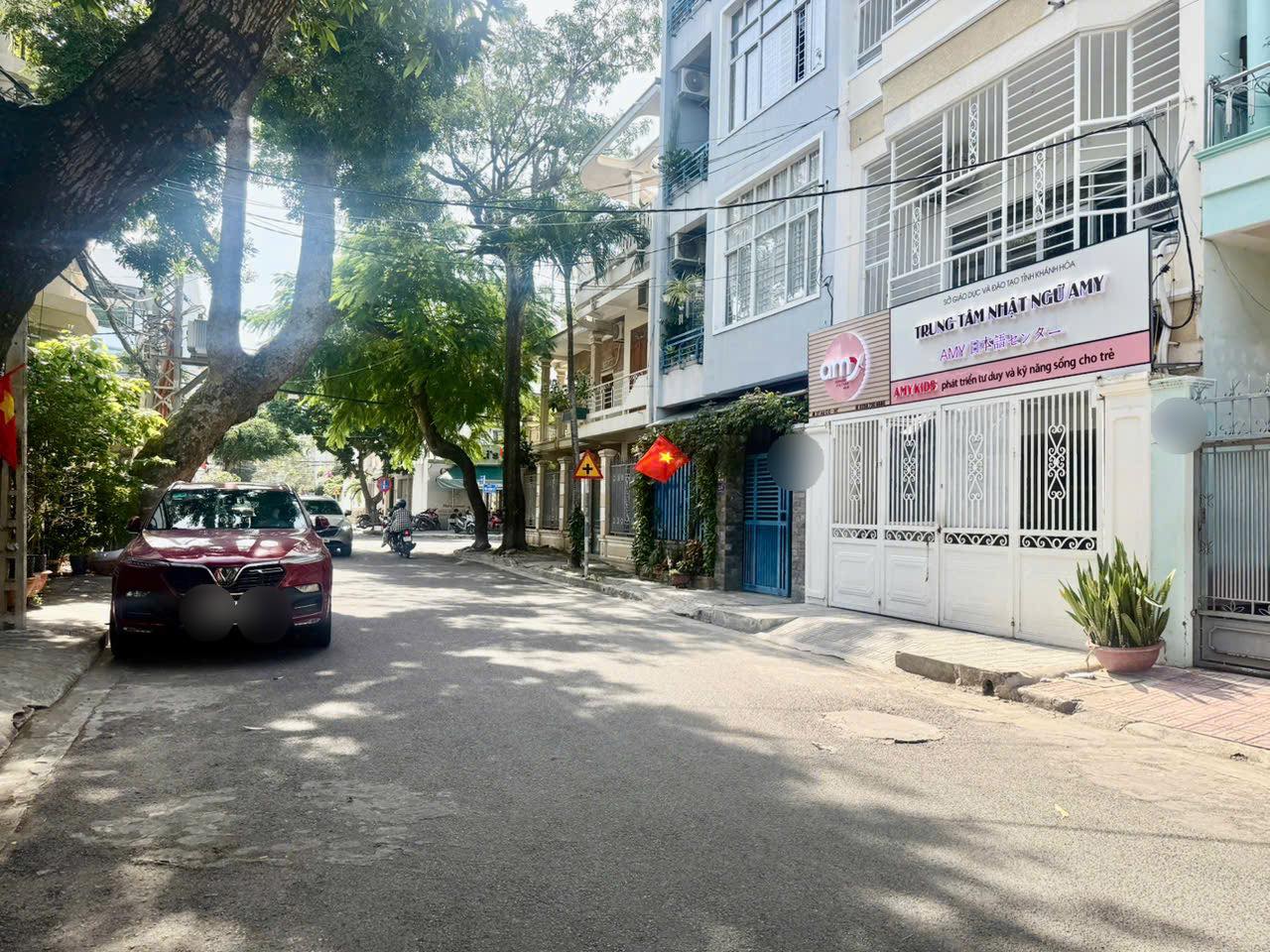 BÁN NHÀ TTTP KHU BÀN CỜ MẶT TIỀN KINH DOANH ĐƯỜNG ÂU CƠ 5