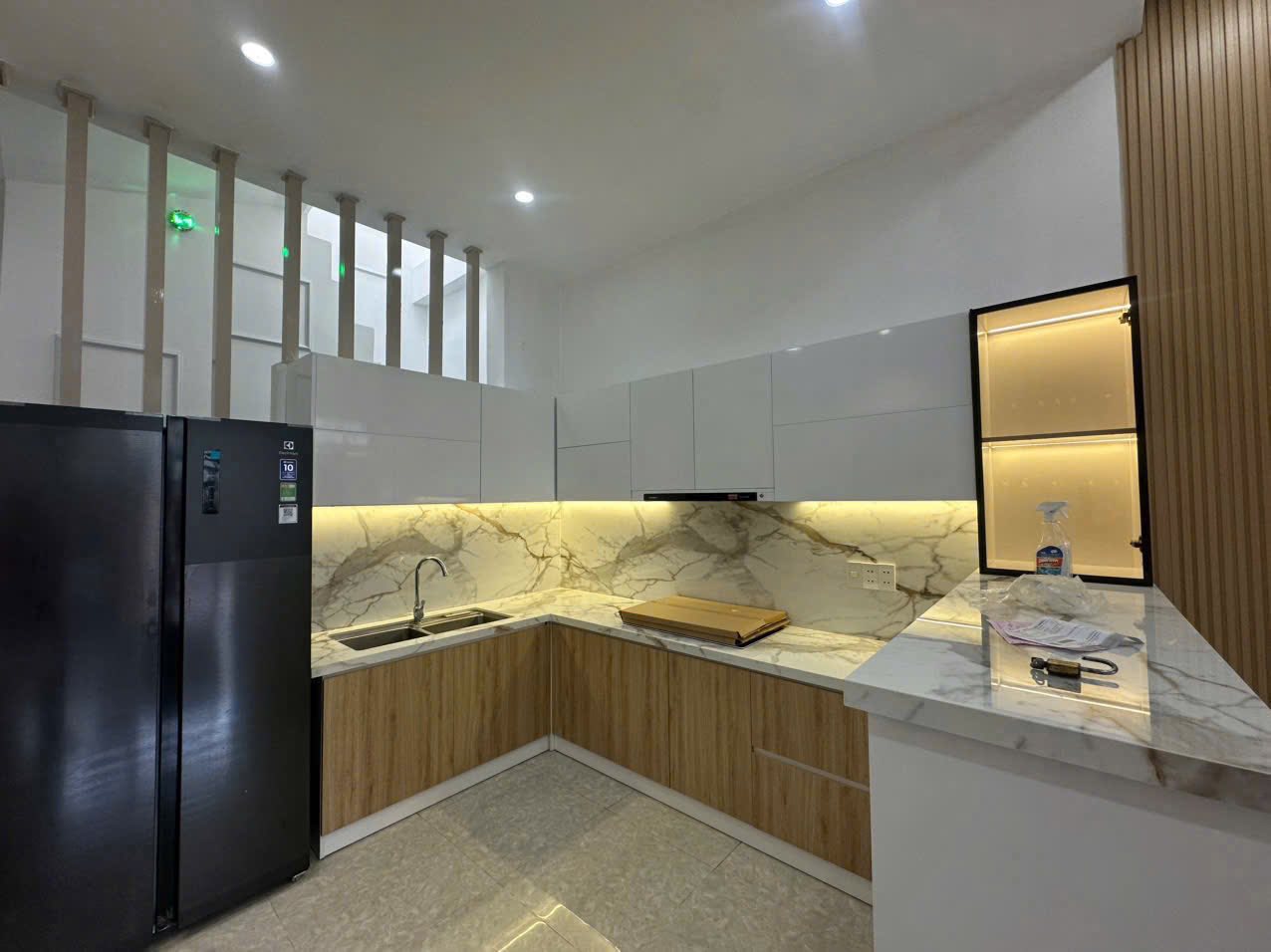 NHÀ 2 TẦNG HẺM Ô TÔ 5M, VĨNH HÒA, BẮC NHA TRANG, GIÁ CHỈ 4,8 TỶ 7