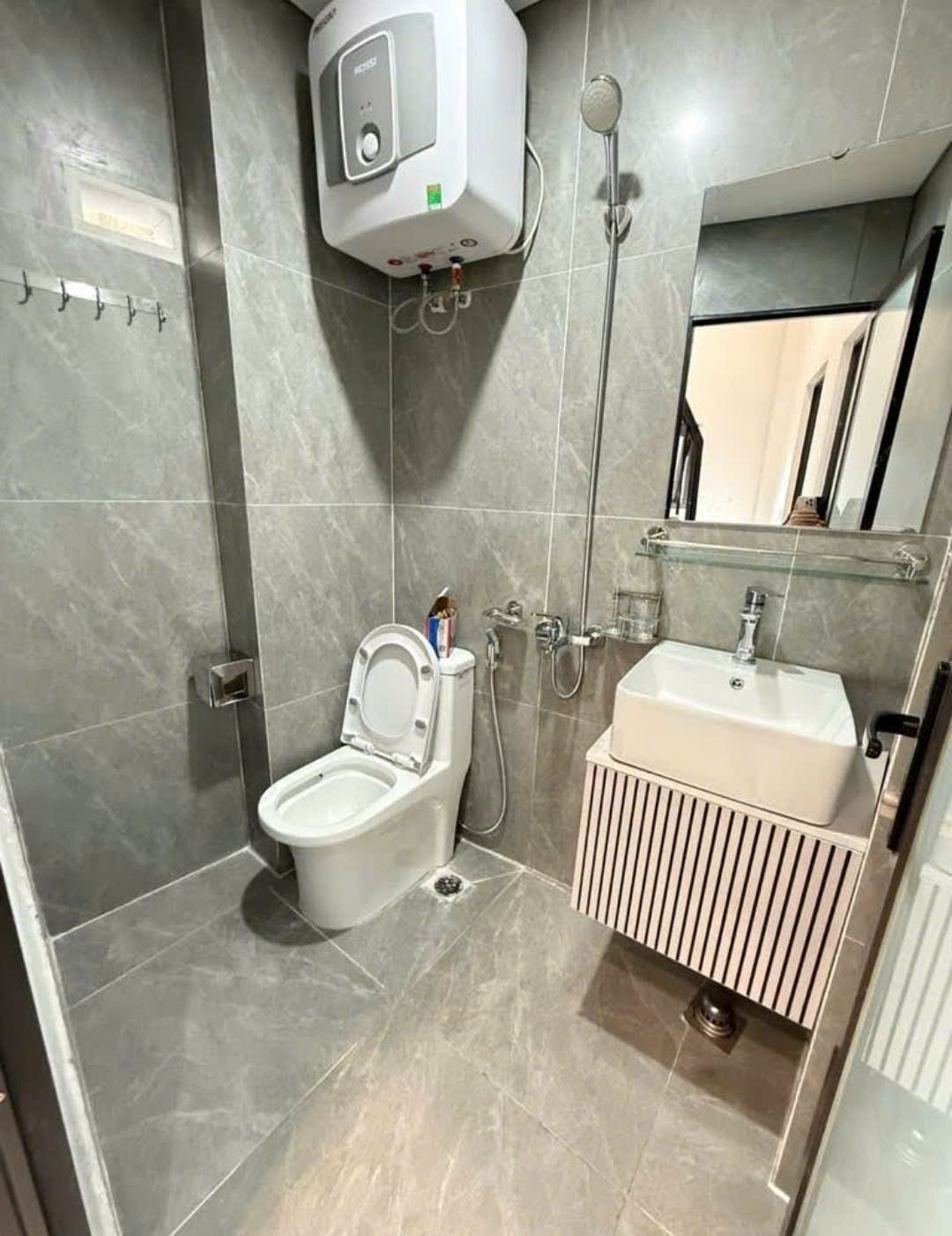 NHÀ BẠCH MAI - NGÕ NÔNG – 30M RA PHỐ – 5 TẦNG – 3 NGỦ – 8,7 TỶ 3