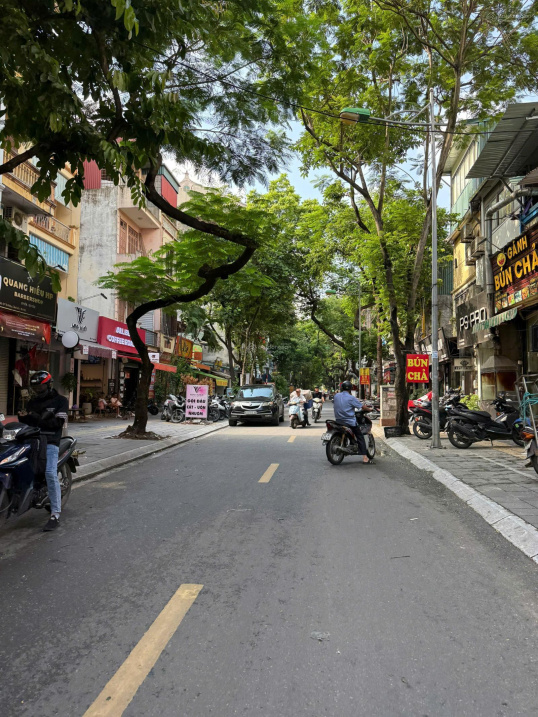 Bán nhà Nghĩa Đô TT Cầu Giấy - 85m 5 Tầng - Hai Mặt Thoáng Ô Tô Thông KDVP Hàng xóm Starlake 5