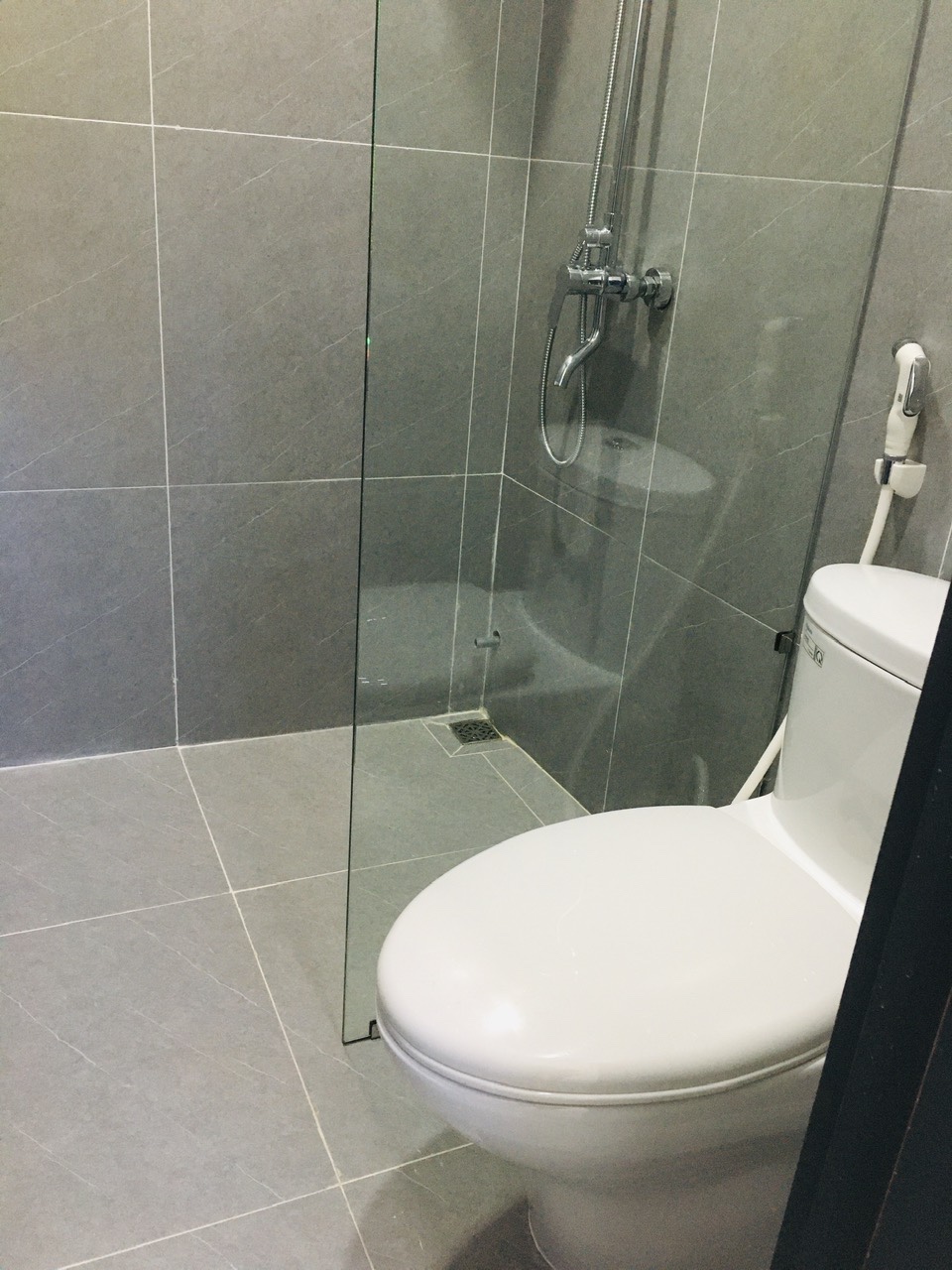 15M RA MT BÌNH KỲ - NHÀ TẦNG MỚI - OTO ĐỖ TRƯỚC NHÀ, KHU DÂN TRÍ - HƠN 4 TỶ. 5