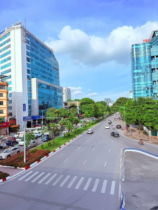 Bán nhà Nghĩa Đô TT Cầu Giấy - 85m 5 Tầng - Hai Mặt Thoáng Ô Tô Thông KDVP Hàng xóm Starlake