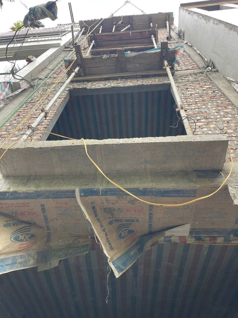 38m2 NHÀ MỚI 5 TẦNG, ĐỘC LẬP - Ô TÔ NHỎ ĐỖ CỬA - GẦN HỒ ĐIỀU HOÀ, nhỉnh 6 tỷ 4