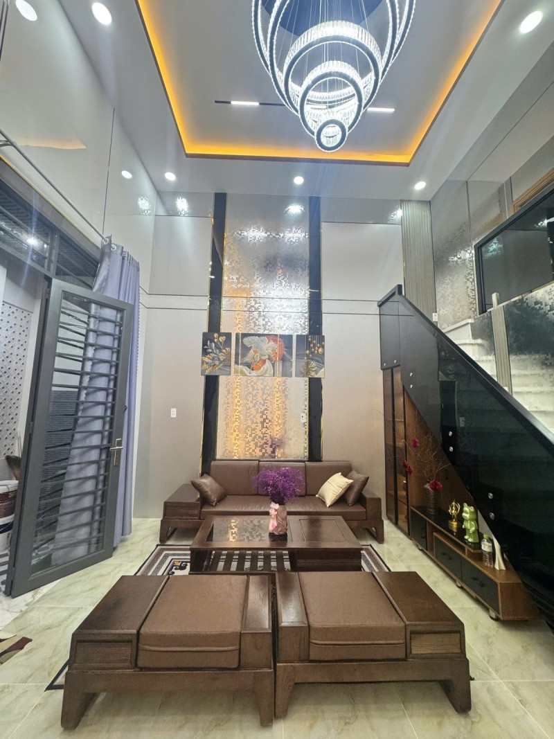 Bán nhà đường số 12, Tam Bình, Thủ Đức, TP HCM . DT  61m2, 2 tầng. Giá 5,09  tỷ, Sổ Hồng, Liên hệ 2