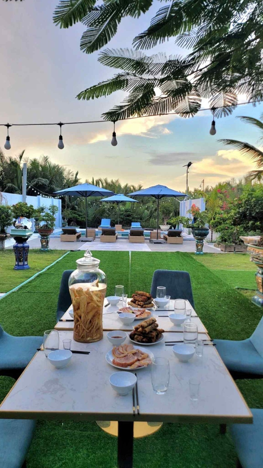 Biệt thự mặt tiền biển Mỹ Khê đường Lưu Quang Thuận 107m2 giá 68 tỷ 2