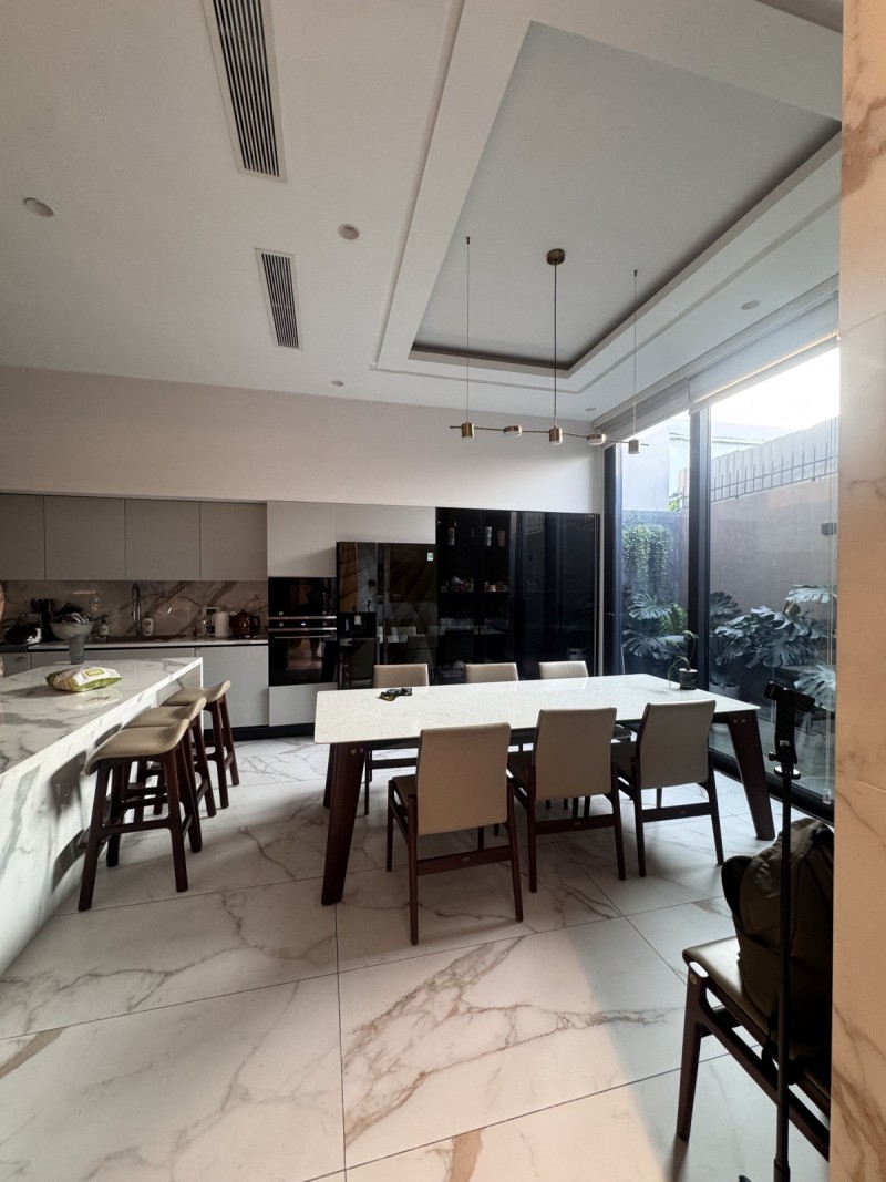 Bán nhà mặt phố đường Số 12, Trường Thọ, Thủ Đức, HCM - Diện tích 112m2, 3 tầng, sổ hồng, Giá 3