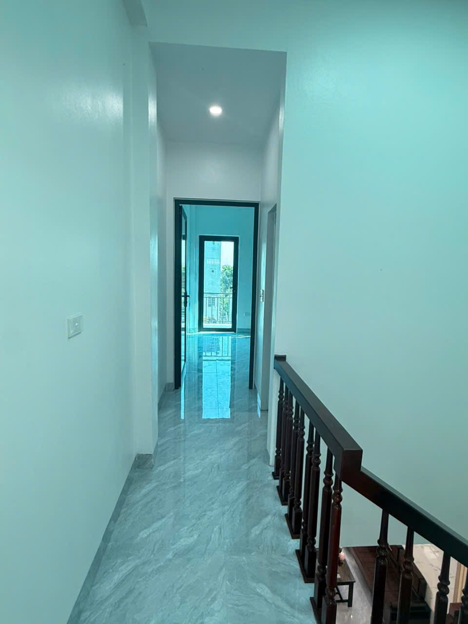 Bán căn nhà 2 tầng ngõ phố Lê Viết Hưng, ph Ngọc Châu, TP HD, 51m2, mt 4m, 3 ngủ, 2vs 10