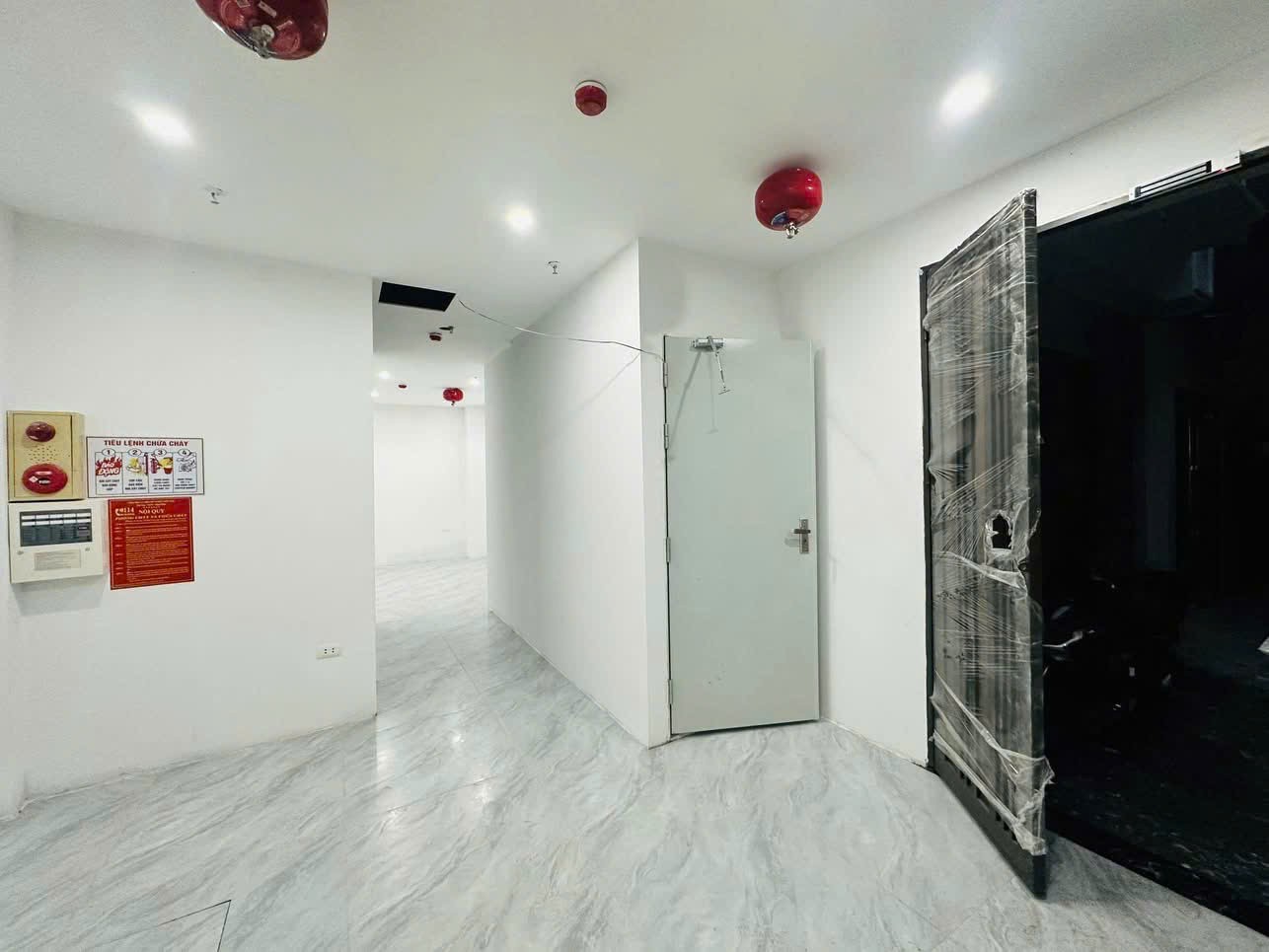 CHỦ NHÀ TỤT HUYẾT ÁP SẮP XỈU CẦN BÁN GẤP TÒA NHÀ DÒNG TIỀN CẦU GIẤY – 60TR/THÁNG - LỢI NHUẬN KÉP 2