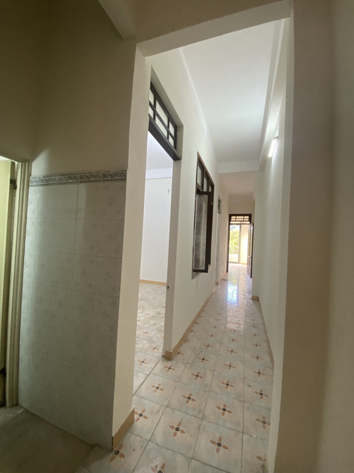 Nhà 4 tầng MT Nguyễn Tất Thành 125m² view biển Hải Châu giá 19.5 tỷ 4