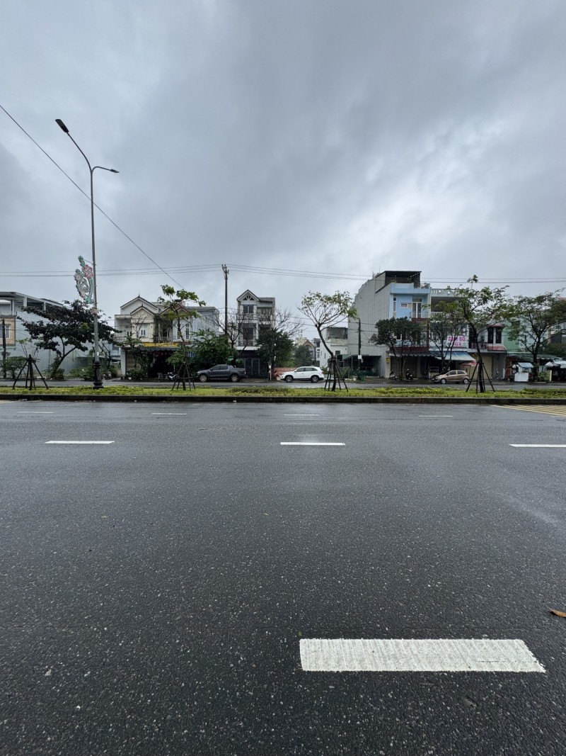 SIÊU PHẨM TRIỆU ĐÔ – LÔ ĐÔI ĐỘC NHẤT – 200m² - MẶT TIỀN MINH MẠNG 3