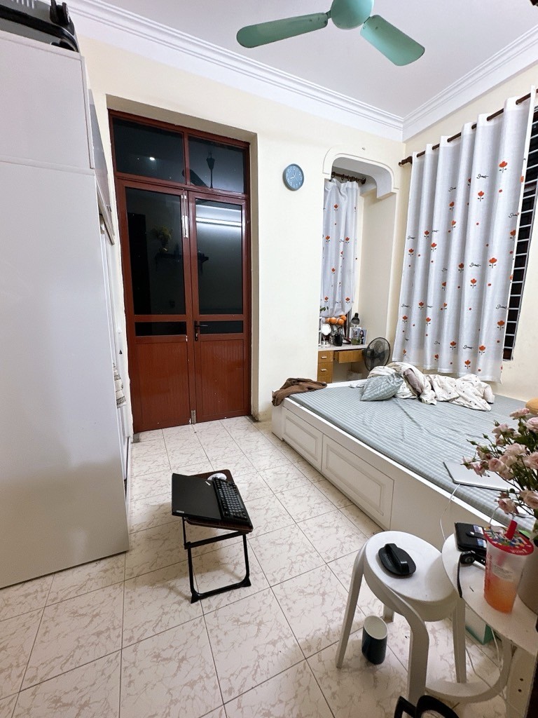 Bán Đất tặng nhà Đại La – 48m2 – Mặt tiền 8M- Chỉ 9.8 tỷ -Hai Bà Trưng