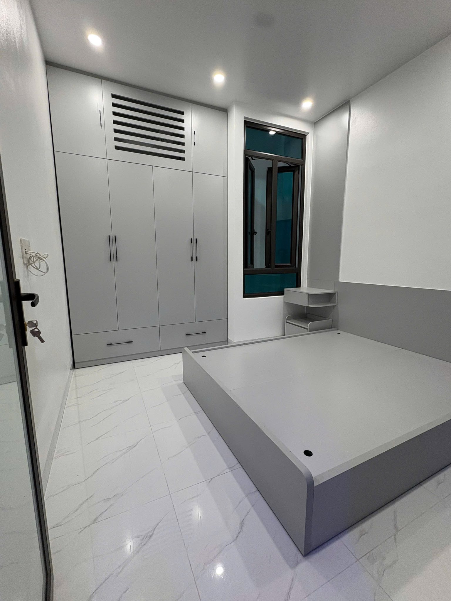 Bán căn nhà 3 tầng mặt ngõ oto phố Bình Lộc, ph Tân Bình, TP HD, 41.5m2, 3 ngủ, chỉ 2.93 tỷ 10