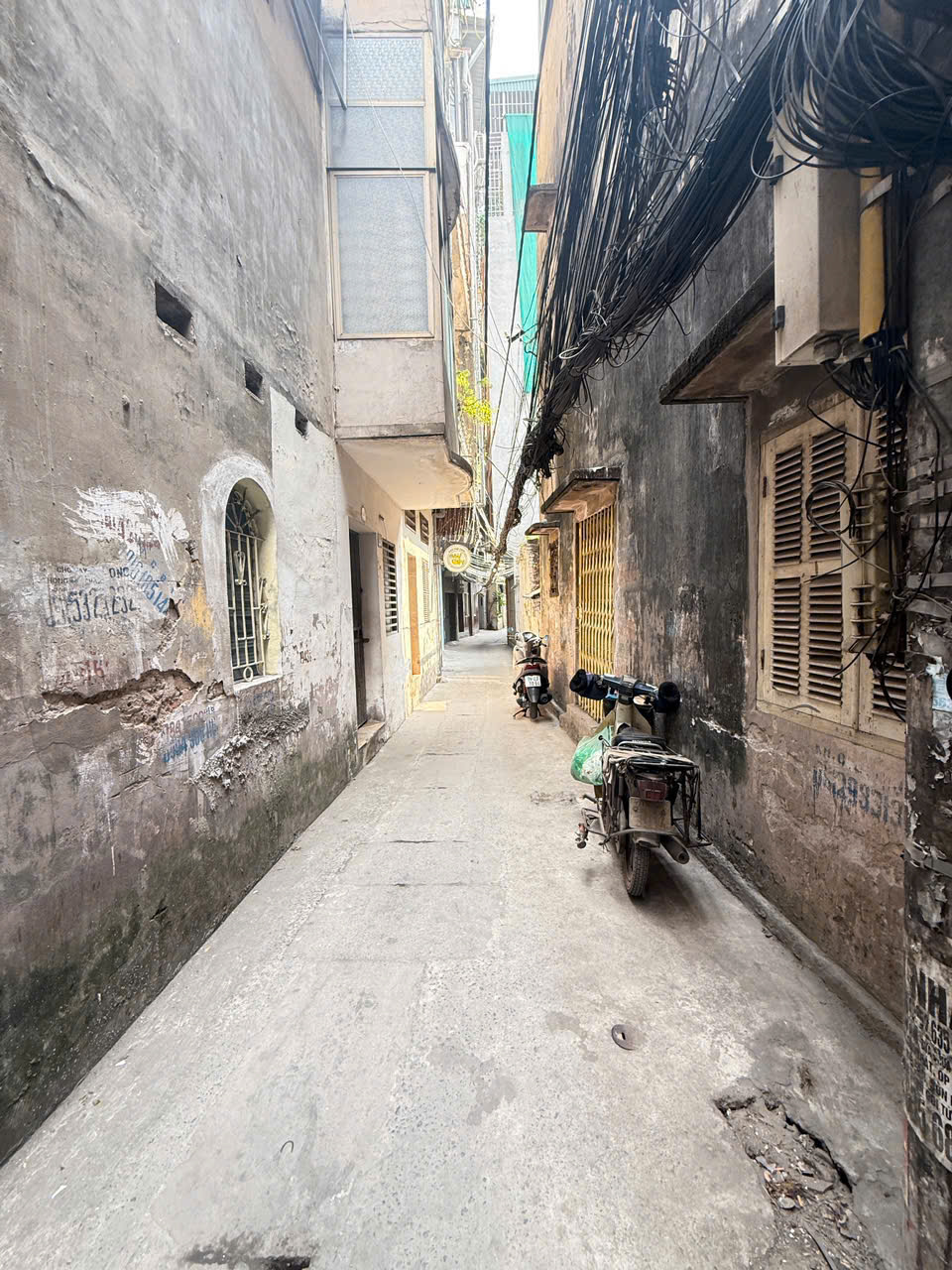 CHỈ HƠN 3 TỶ! Sở hữu ngay Nhà 5 Tầng, 13m² (thực tế), 2 Mặt Tiền, Ô TÔ Lùi Cửa tại Thổ Quan - 3