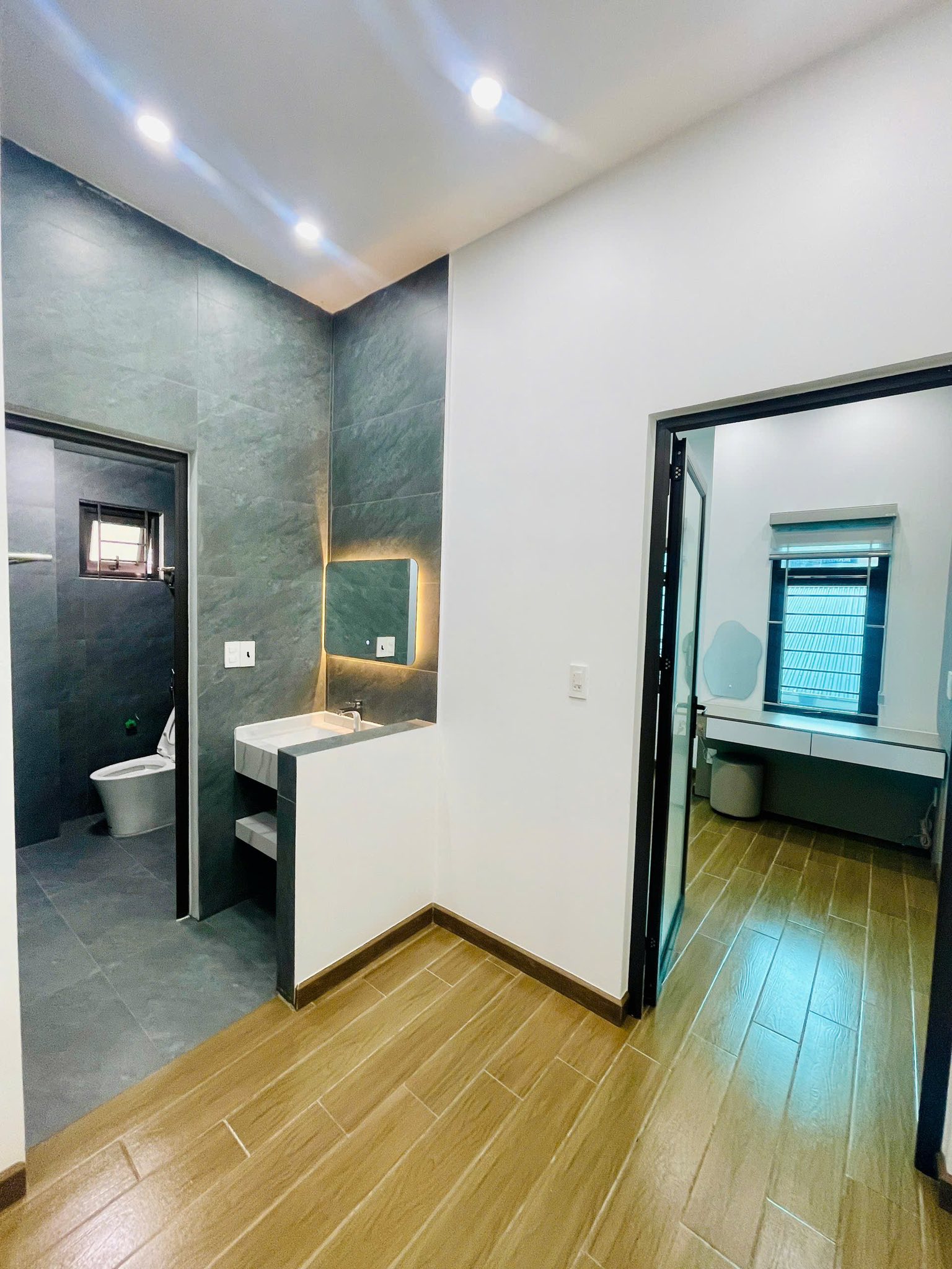 Bán 3 căn nhà 3 tầng ngõ phố Nguyễn Thị Duệ, ph Thanh Bình, TP HD, 45m2, mt 4.6m, 2.78 tỷ 10