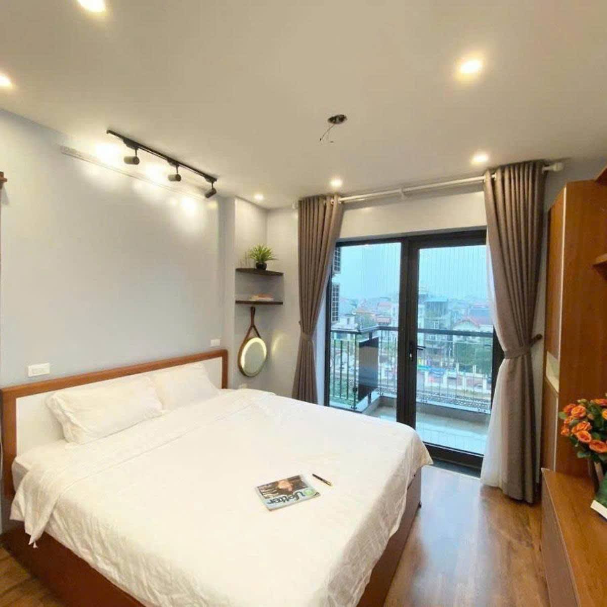 TÒA NHÀ SERVICE APARTMENTS MẶT PHỐ KINH DOANH QUẬN TÂY HỒ - VIEW HỒ MẶT THOÁNG - DÒNG TIỀN 3 TỶ/NĂM 2