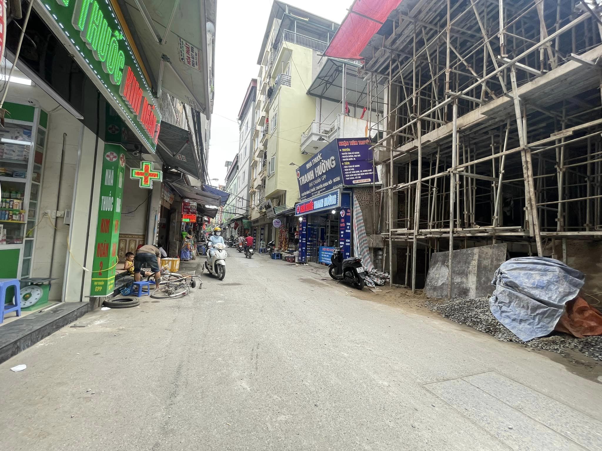 Bán nhà mặt đường phố Nhổn đường 32 xây 5 Tầng, kinh doanh, ô tô đỗ giá 6.x tỷ 7