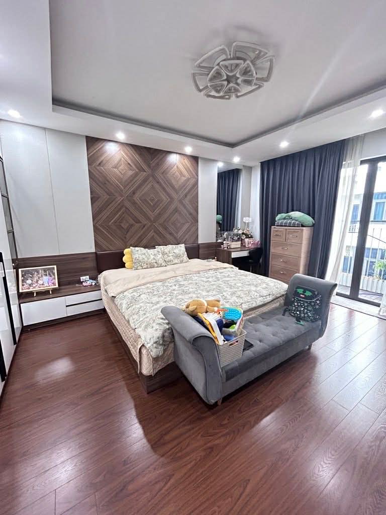 nhà đẹp khu TĐC Thạch Bàn, 90m x 6 tầng, thang máy, kinh doanh, vỉa hè, ôtô tránh 5