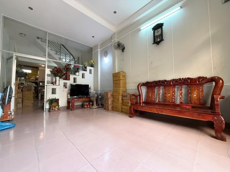 Bán nhà đường số 4, Phường Phước Bình, Thủ Đức, TP HCM. Diện Tích 100m2, giá 10,05  tỷ, sổ hồng. 2