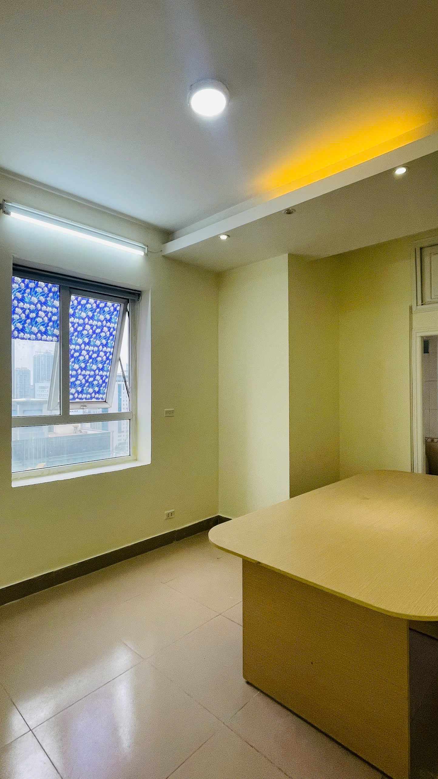 Cho thuê căn hộ chung cư Big Tower 18 Phạm Hùng, Nam Từ Liêm 125m, 3 NGỦ giá 15tr