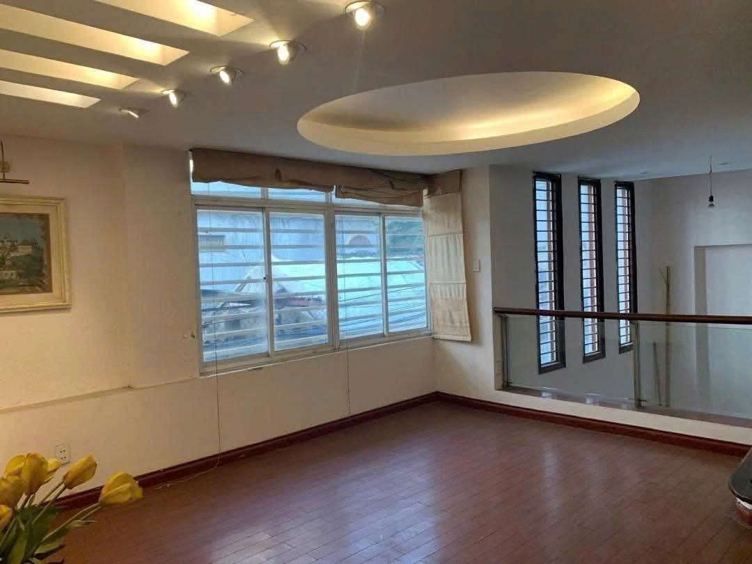 Cho thuê nhà riêng ngõ 162 Khương Đình, Thanh Xuân 40m x 5T giá 15TR, CHO Ở NHÓM 3