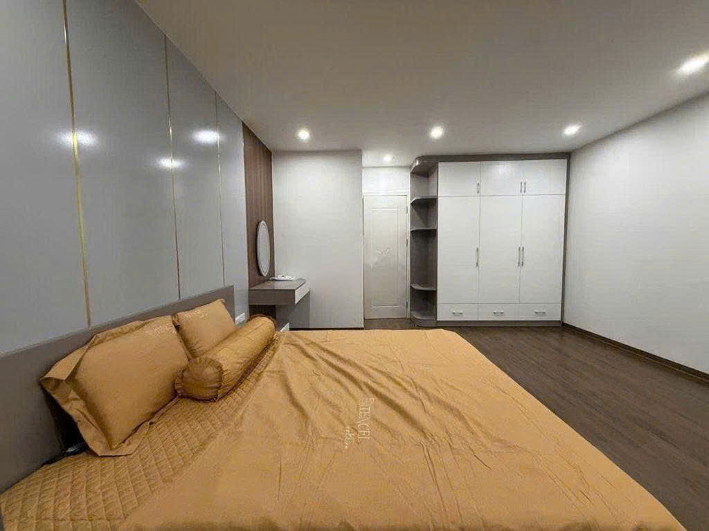 Cho thuê nhà 45 Võ Chí Công Cầu Giấy 45m x 5T giá 13 triệu NHÀ ĐẸP, CHO Ở NHÓM 4