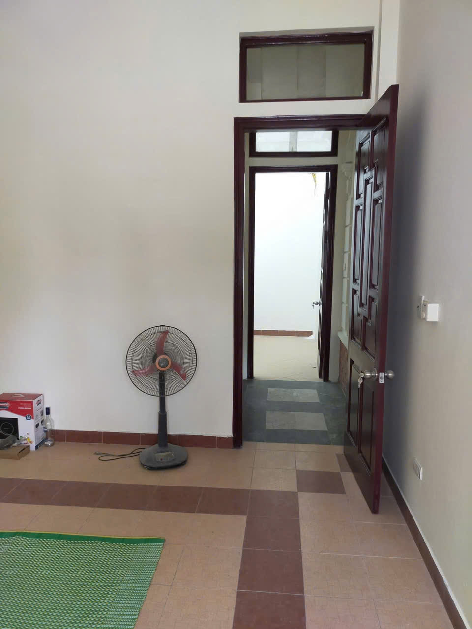 Cho thuê nhà ngõ Hồng Mai- Bạch Mai - Hai Bà Trưng 50m x 4 tầng GIÁ RẺ 10 TRIỆU 2