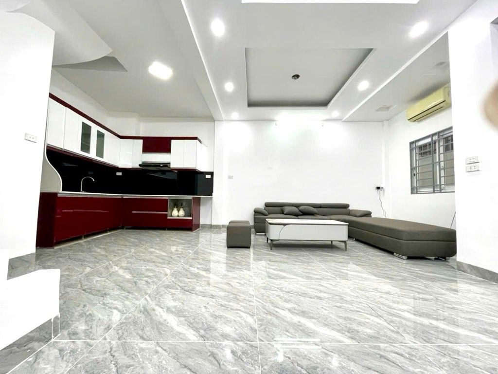 Nhà đẹp ở luôn, Đào Tấn, Ba Đình, Mặt tiền rộng, Gần phố, Ngõ thông, 40m2 chỉ nhỉnh 7 tỷ 2