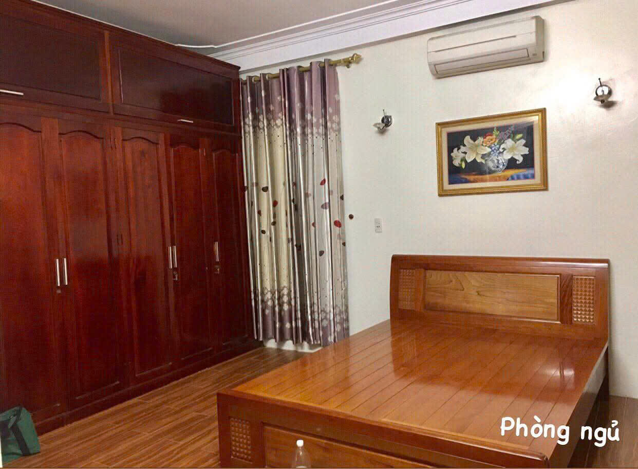 Cho thuê nhà ngõ 245  Định Công, Hoàng Mai 35m x 5T giá 10 triệu Ở NHÓM 2