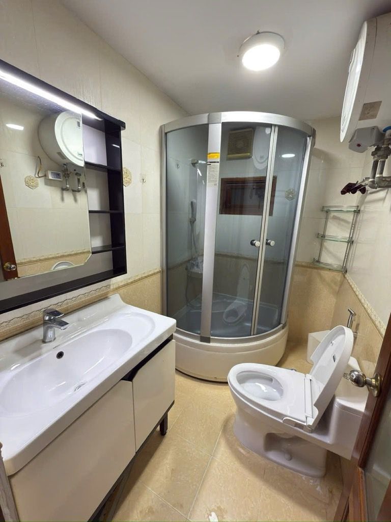 Cần bán Nhà mặt tiền đường Trần Quốc Hoàn, Phường Nghĩa Đô, Diện tích 50m², Giá Thương lượng 6