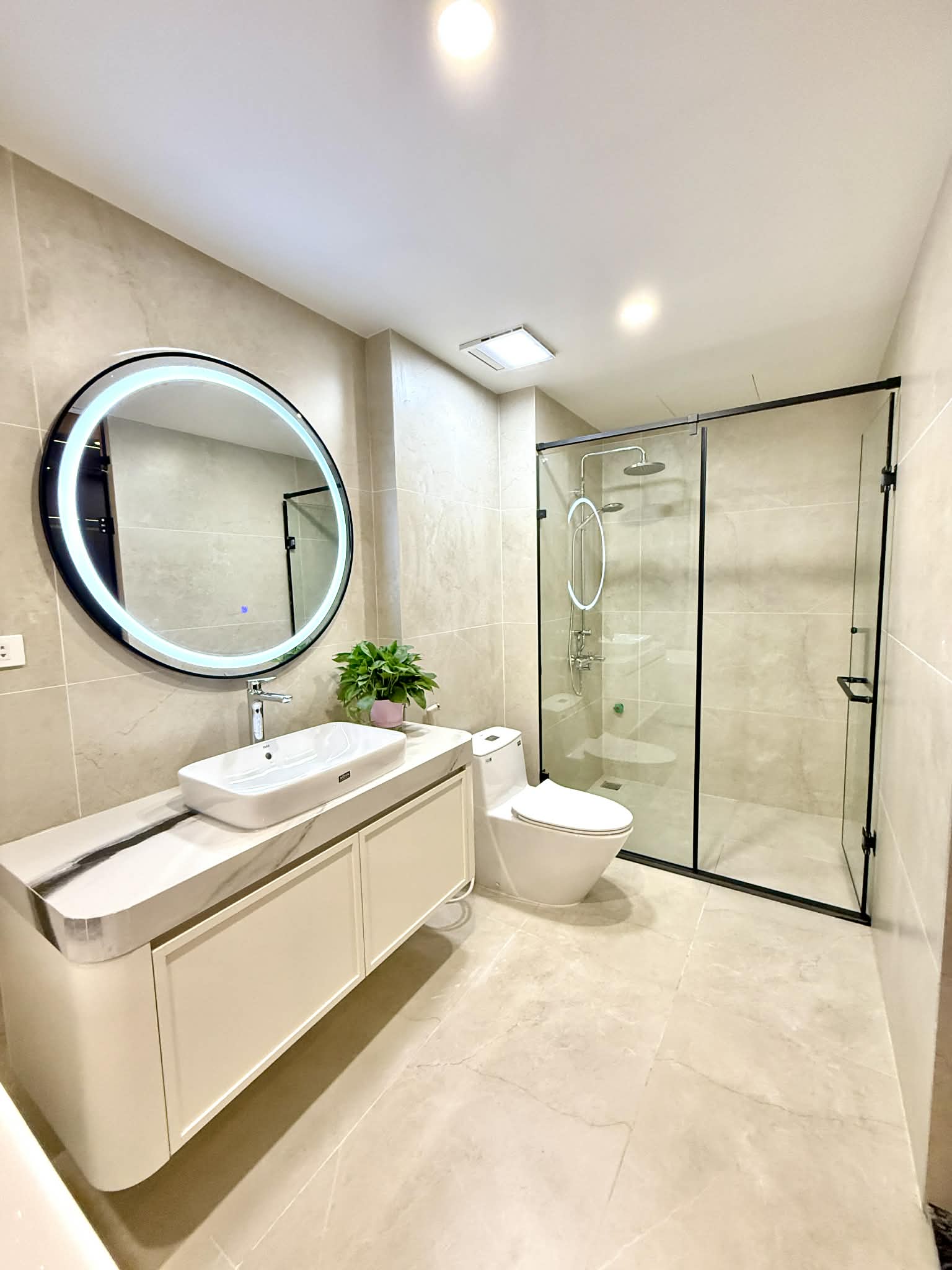 BÁN NHÀ PHÔ NGÔ GIA TỰ - LONG BIÊN, 6 TẦNG THANG MÁY, GARA Ô TÔ, KINH DOANH. GIÁ 11,5 TỶ 4