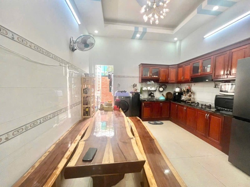 Bán nhà 3 tầng, đường số 38, Hiệp Bình Chánh, Thủ Đức, TP HCM - diện tích 59m2, giá 6,45 tỷ. Sổ 3