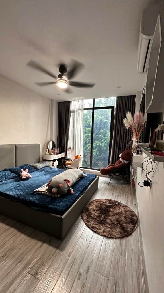 nhà đẹp Ngô Gia Tự, 50m x 5tầng, gara, kinh doanh, ngõ thông ôtô tránh, giá chỉ 15 tỷ 3