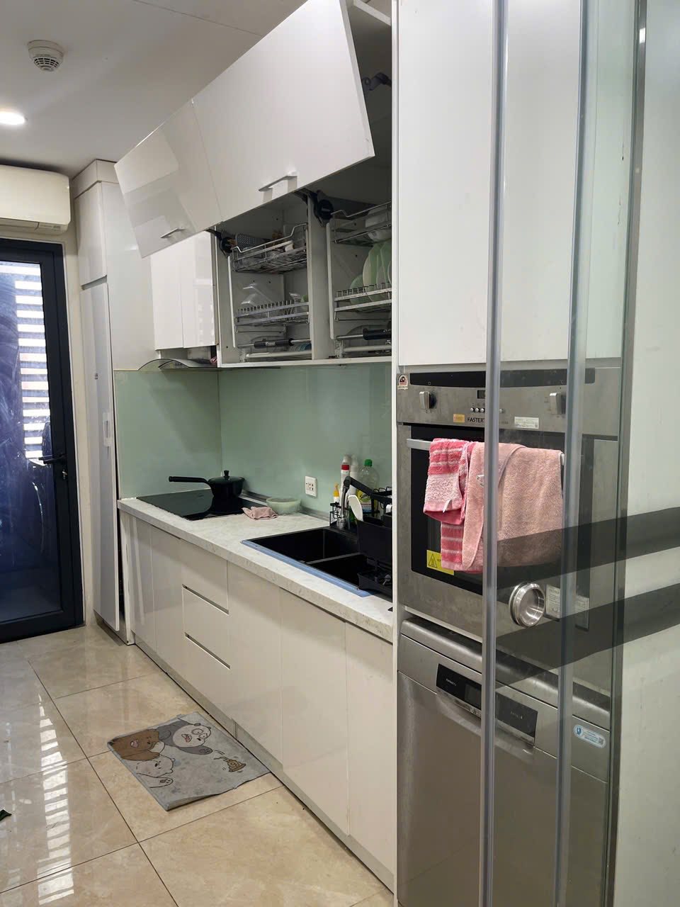 Cần bán Căn hộ chung cư dự án Imperia Garden, Diện tích 70m², Giá 8.1 Tỷ 2