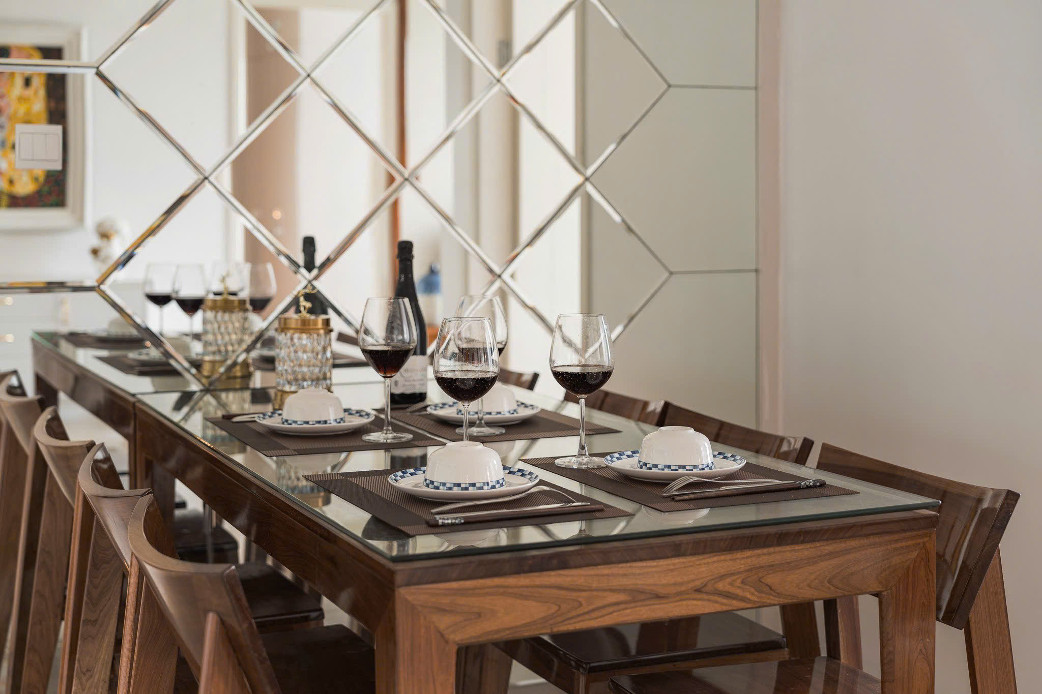 Bán căn hộ 2PN Vinhomes D'Capitale giá chỉ 9 tỷ chốt luôn 5