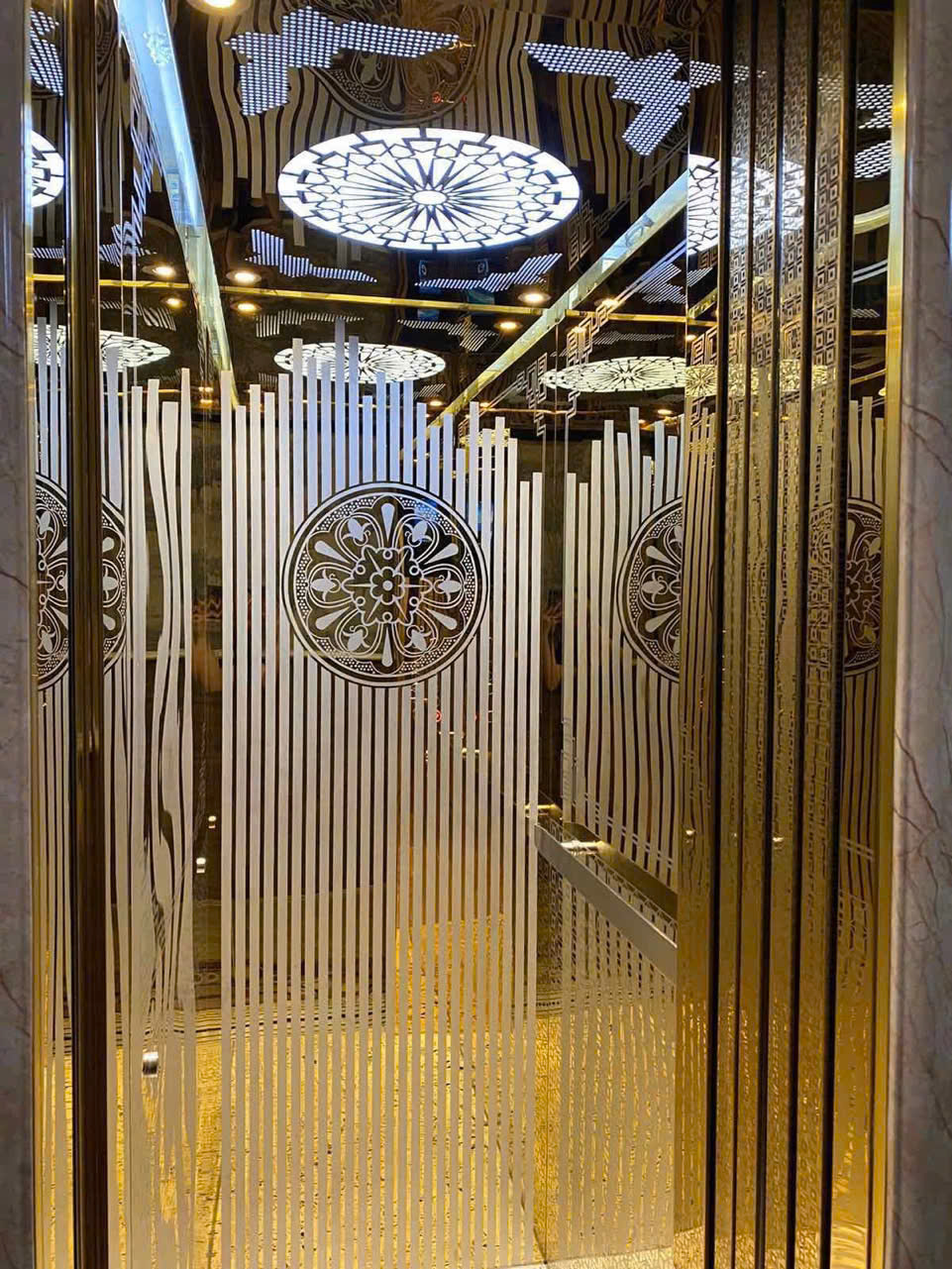 Cần bán Homestay - Khách Sạn đường Bùi Viện, Phường Phạm Ngũ Lão, Diện tích 70m², Giá 32 Tỷ